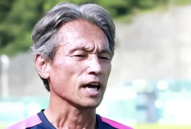 亚洲免费小视频